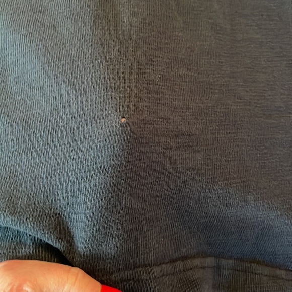 Abercrombie & Fitch Men’s heavy weight long sleeve tee. - Picture 3 of 5